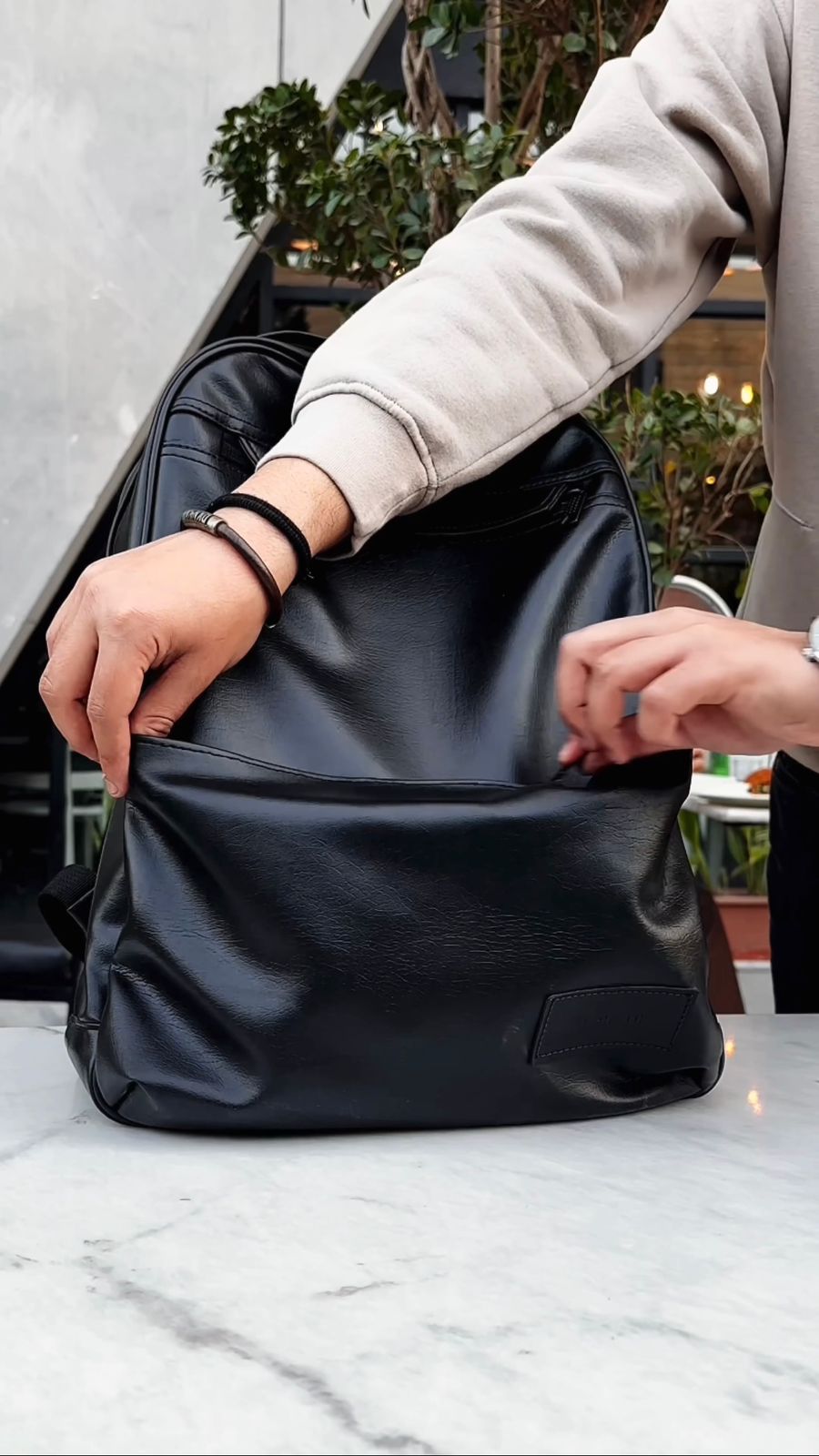 Carbon Fiber Traveller's 16" Laptop Backpack