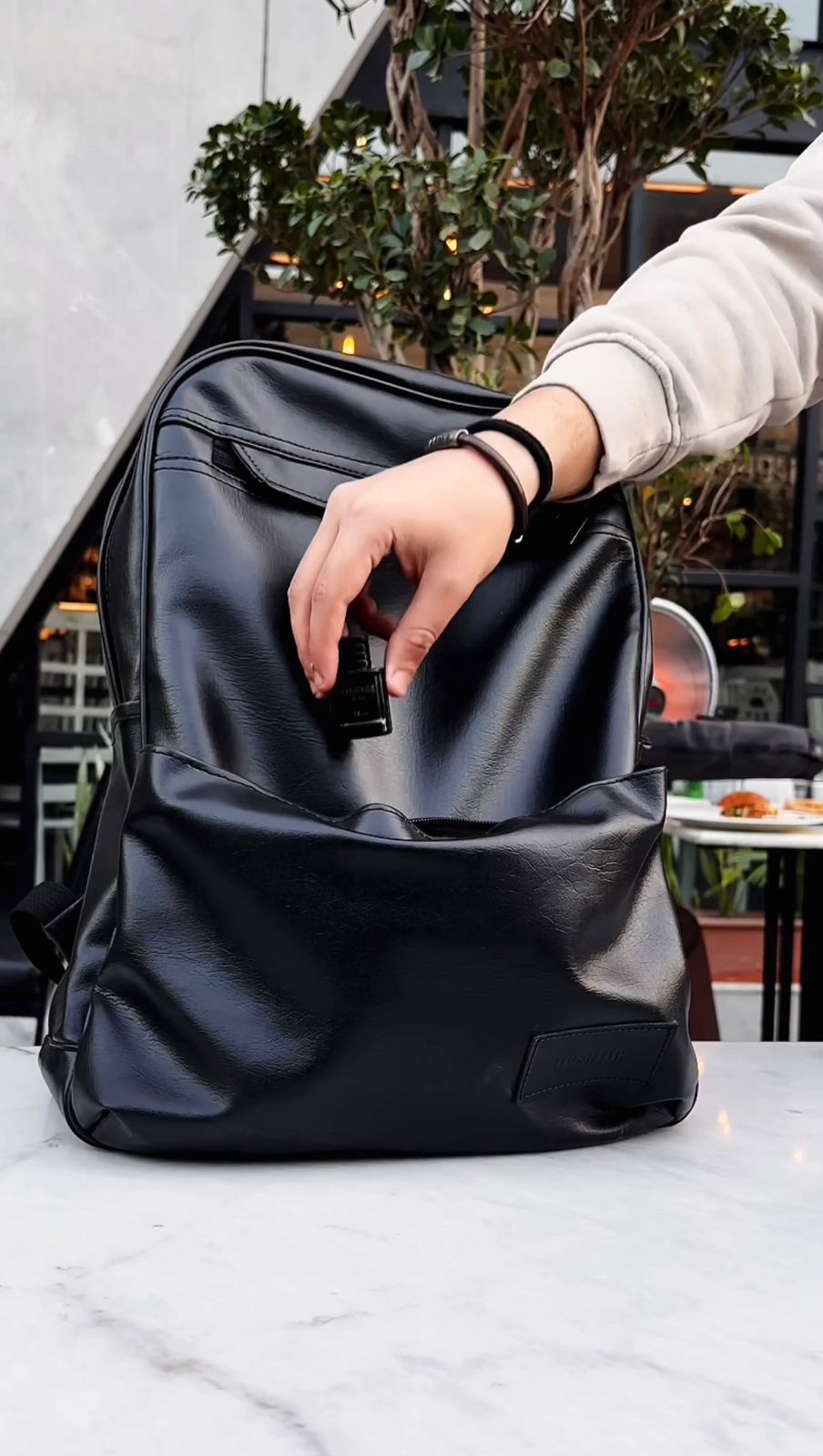 Carbon Fiber Traveller's 16" Laptop Backpack