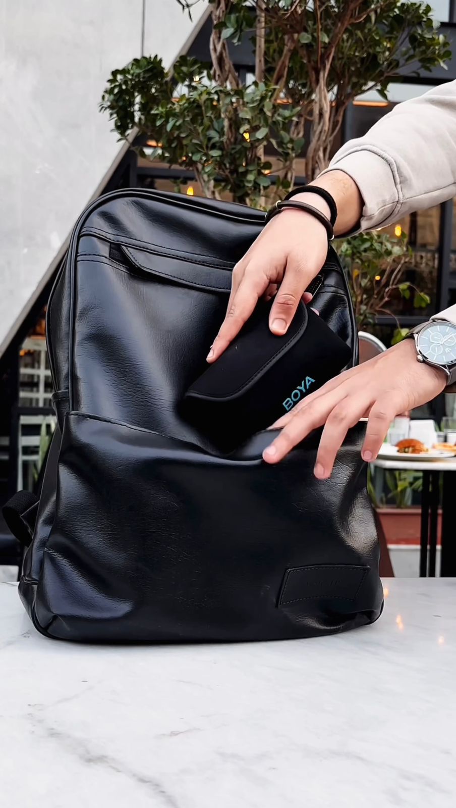 Carbon Fiber Traveller's 16" Laptop Backpack