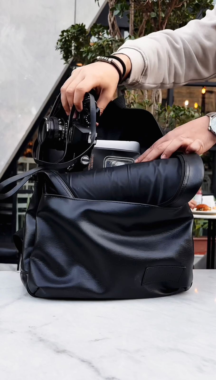 Carbon Fiber Traveller's 16" Laptop Backpack