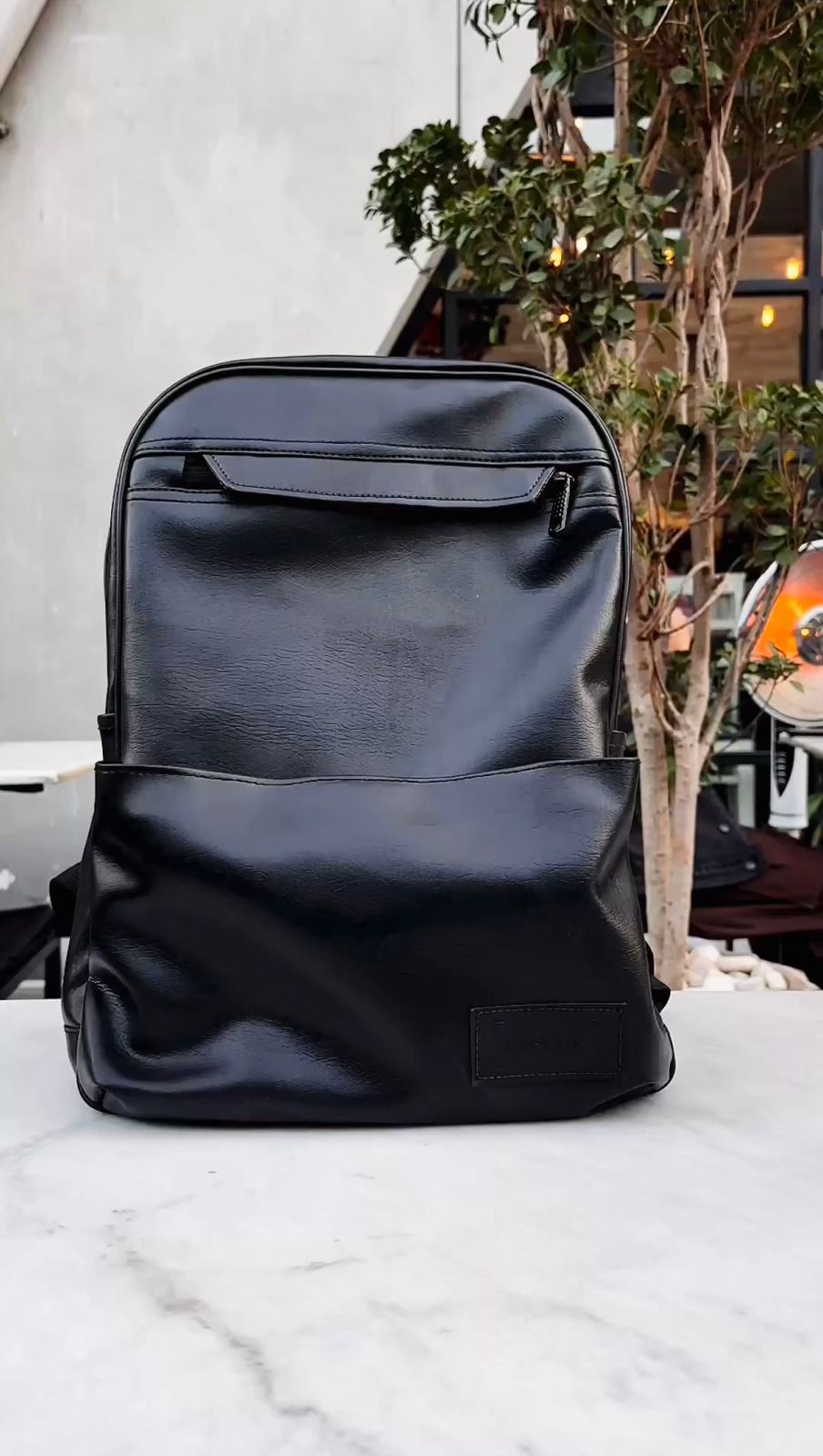 Carbon Fiber Traveller's 16" Laptop Backpack
