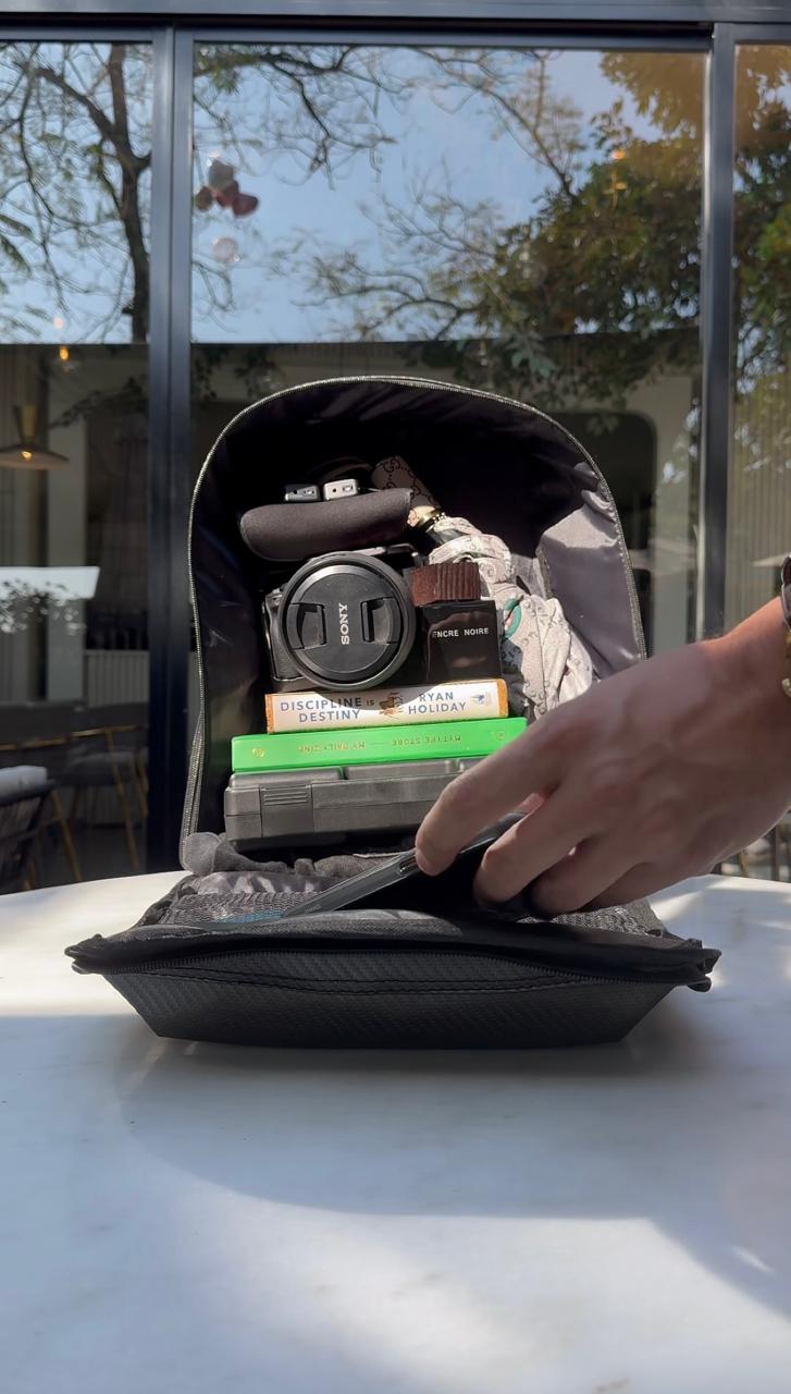 Carbon Fiber Traveller's 16" Laptop Backpack