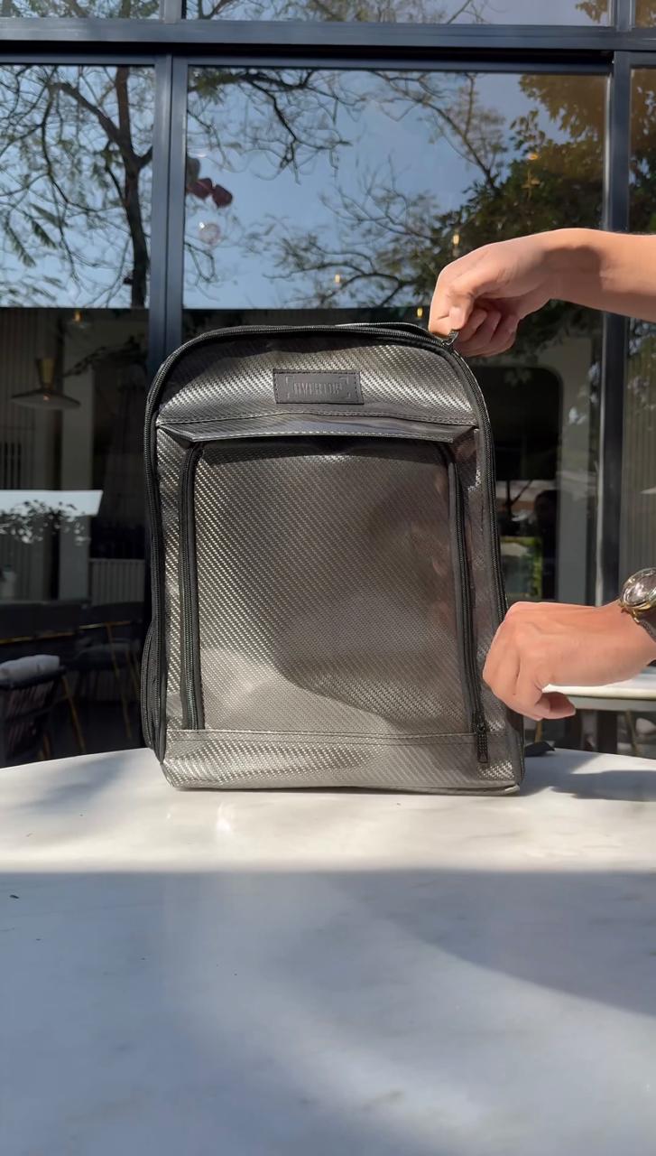 Carbon Fiber Traveller's 16" Laptop Backpack