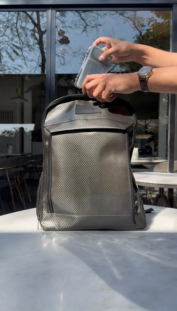 Carbon Fiber Traveller's 16" Laptop Backpack