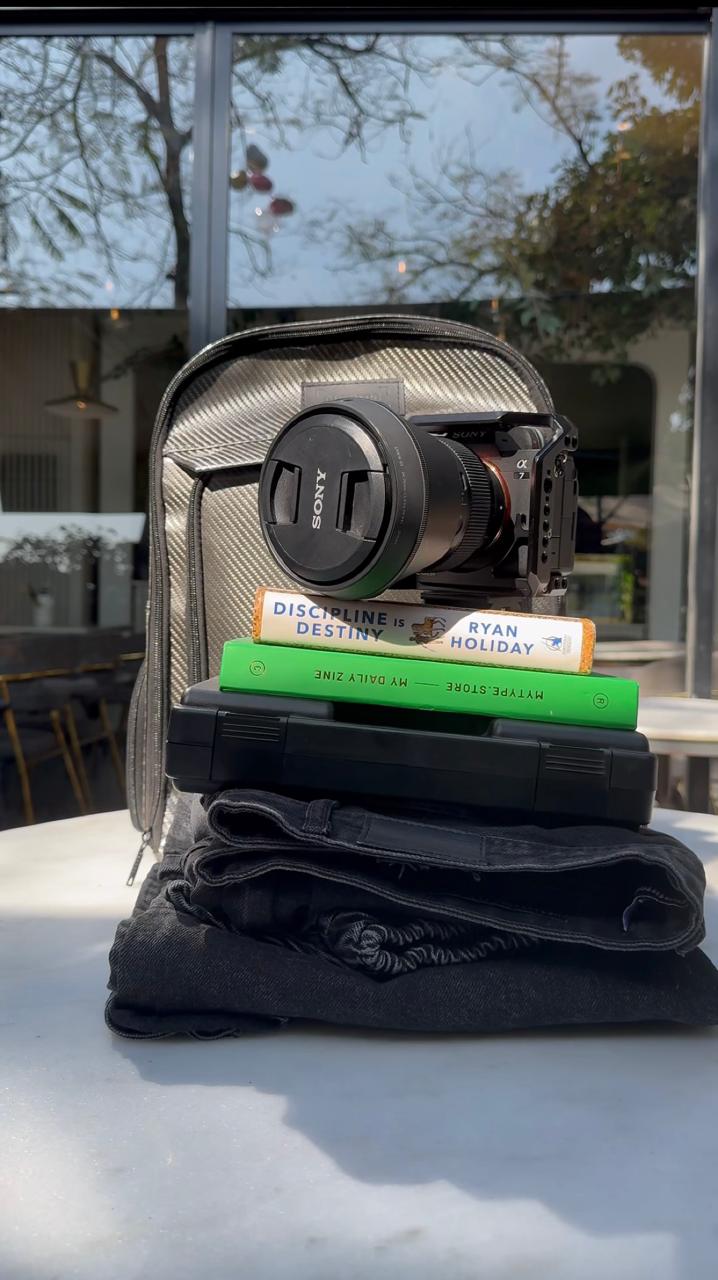 Carbon Fiber Traveller's 16" Laptop Backpack